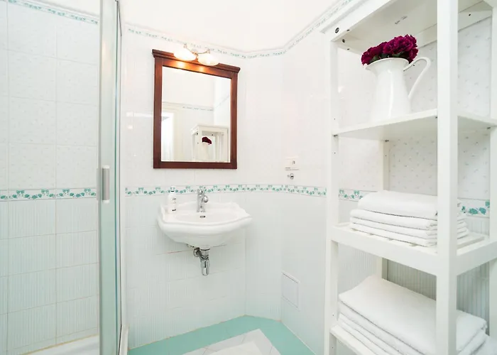 Quiet In The Old Town Appartement Praag