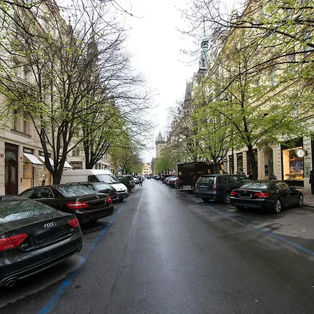 Quiet In The Old Town شقة *