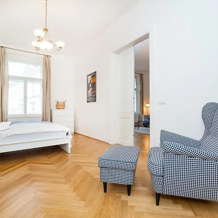 Apartment Quiet In The Old Town *